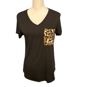 EUC Black & Animal Print Tee Small
